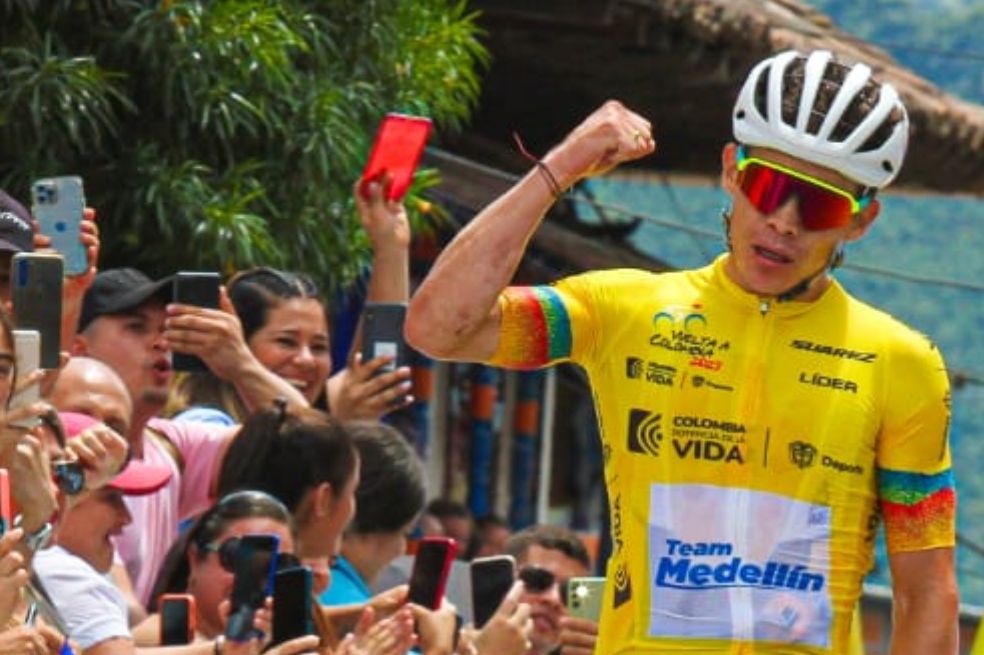 No le aguantan el paso: “Supermán” López y su séptimo triunfo en la Vuelta a Colombia
