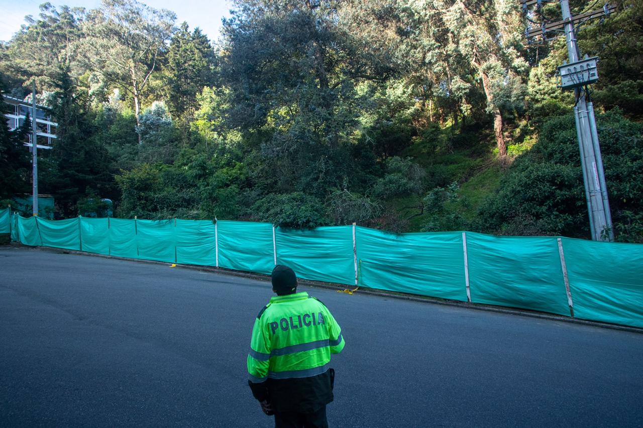 Distrito recupera un predio público en Chapinero que había sido invadido por ‘tierreros’