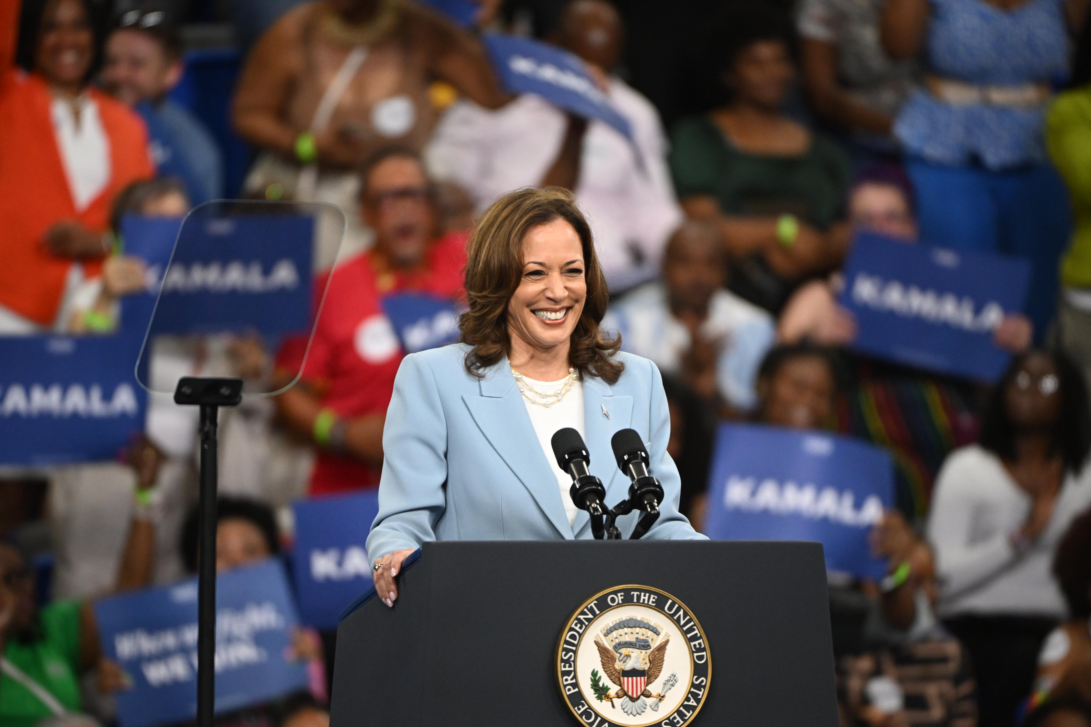 Kamala Harris: “Deus ex machina” 