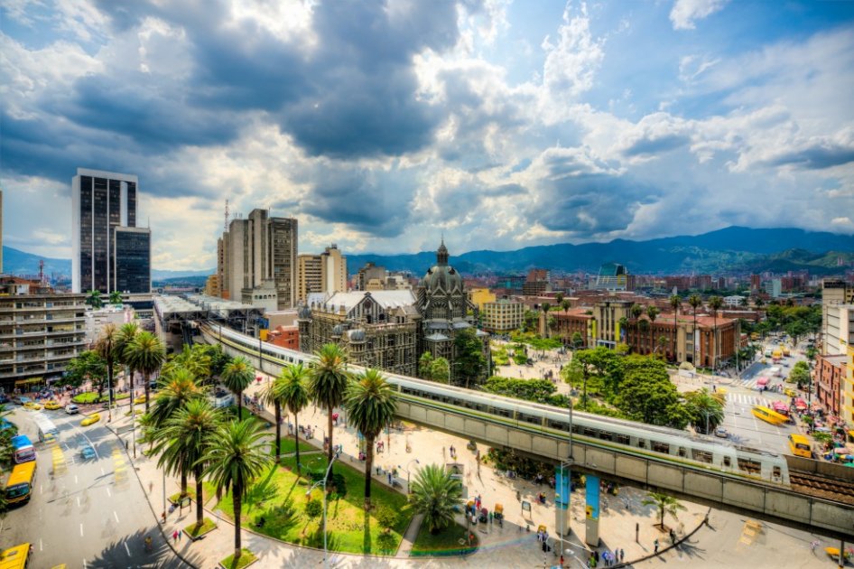 ¿Está buscando empleo? En Medellín habrá una feria laboral que contará con más de 2.500 vacantes