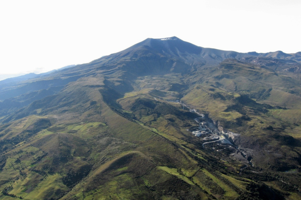 Volcán Puracé continúa en alerta naranja y su actividad es similar a días pasados