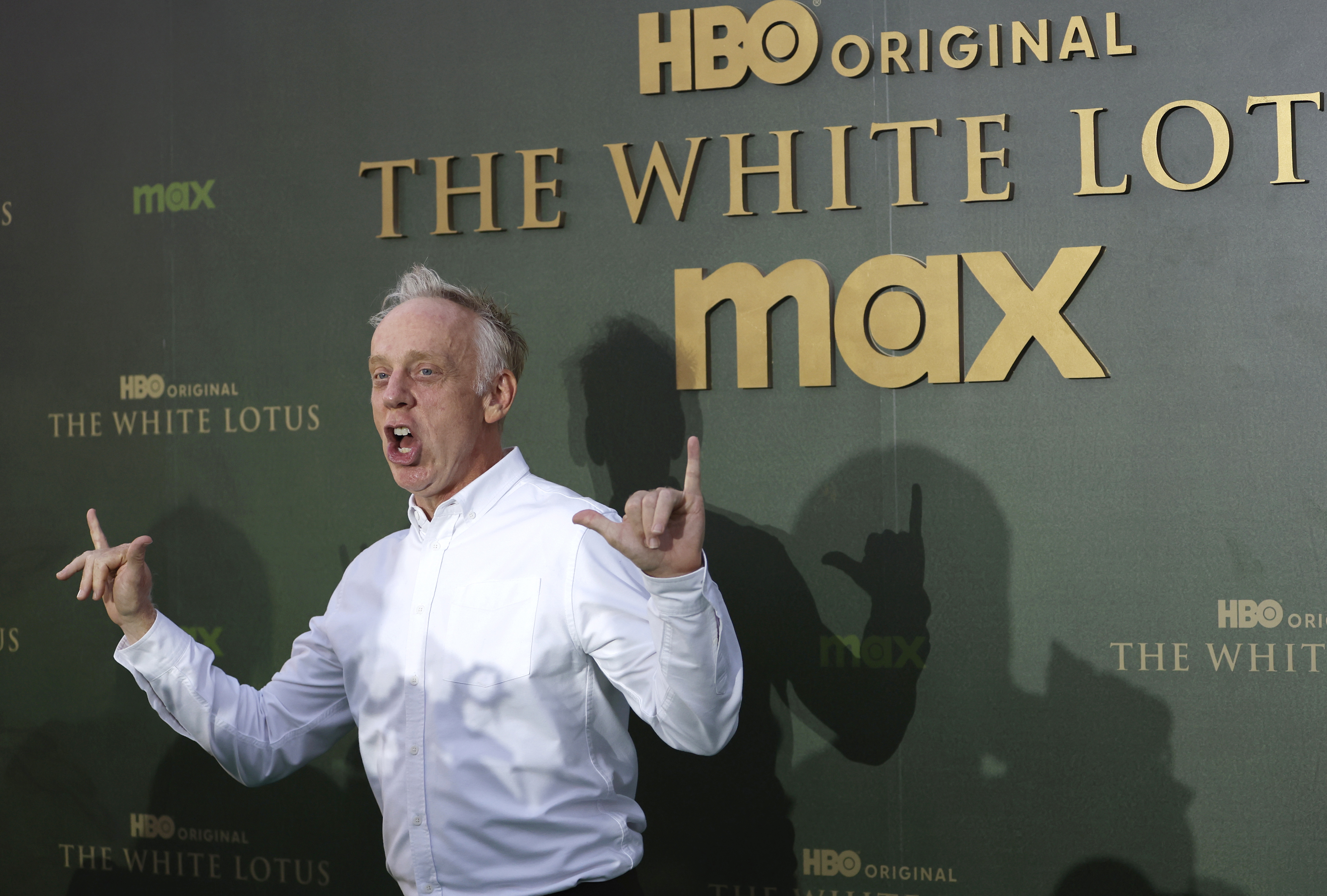 Bangkok (Thailand), 14/02/2025.- US director and executive producer Mike White attends the premiere of the television series 'The White Lotus season 3' in Bangkok, Thailand, 14 February 2025. The third season of the HBO original series was filmed in Thailand's resort island of Koh Samui and is scheduled to premiere on 16 February 2025. (Tailandia) EFE/EPA/RUNGROJ YONGRIT