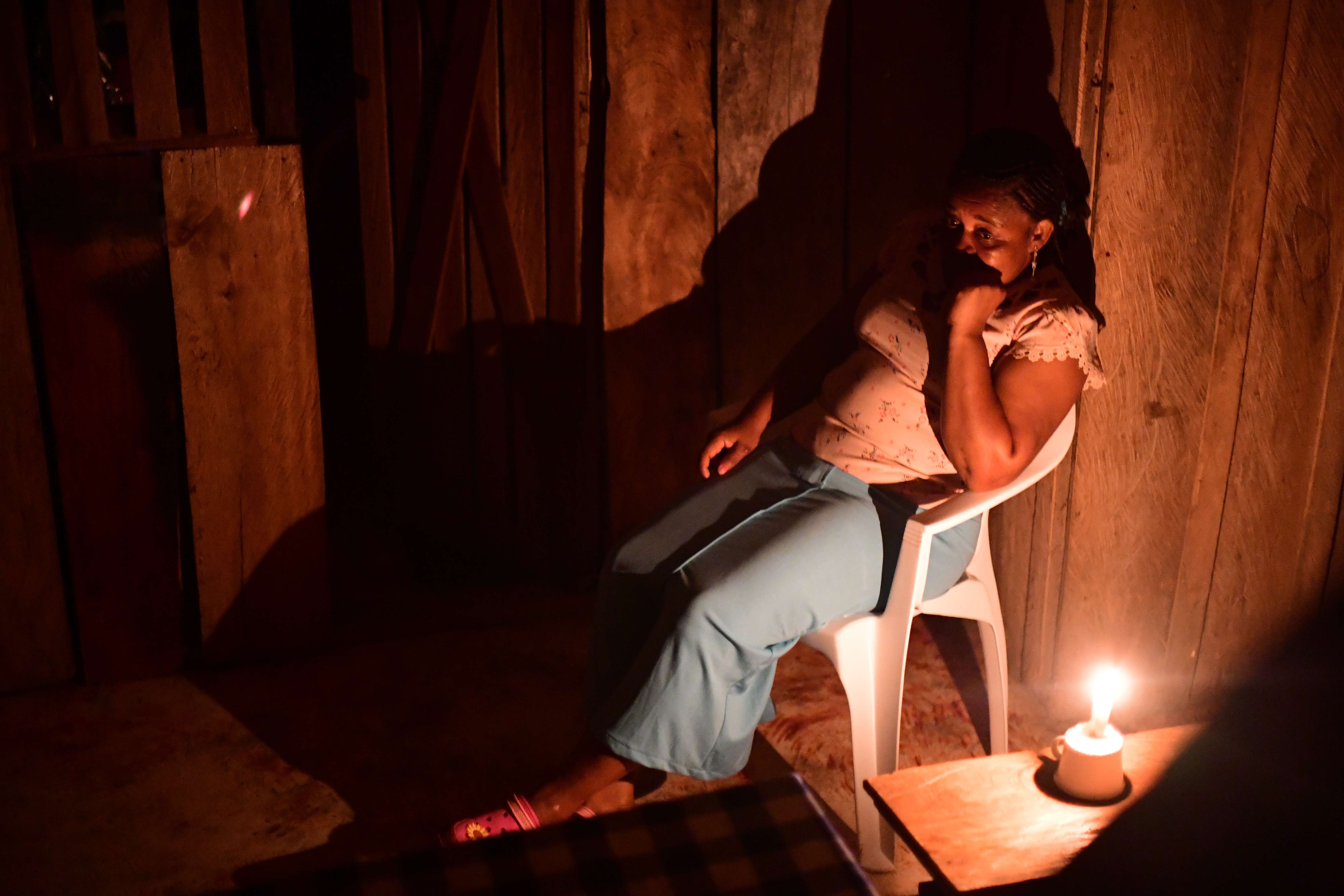 Navidad sin luz: el drama de los poblados que no tienen electricidad en Chocó