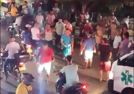 Paramédicos y choferes de dos ambulancias pelearon por un herido en Barranquilla