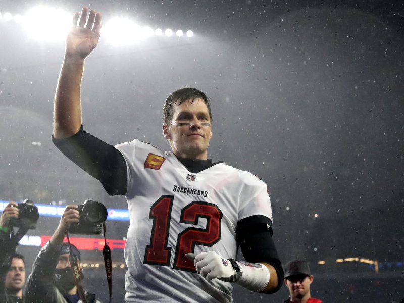 Tom Brady da marcha atrás a su retiro y regresa a la NFL