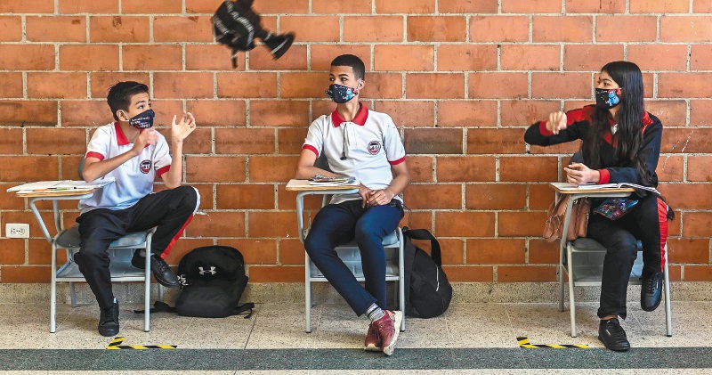 Calidad, acceso y matrícula cero, las prioridades en educación en Bogotá