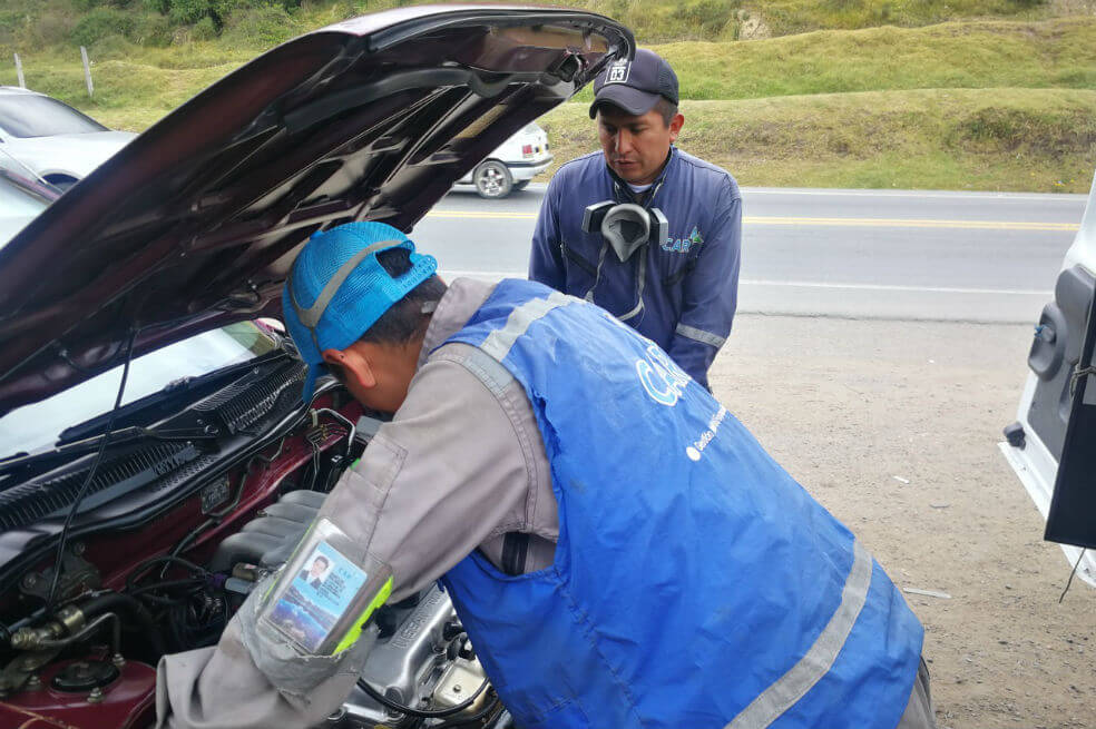 Seis de diez vehículos que ruedan en Cundinamarca no pasan la prueba de emisión de gases