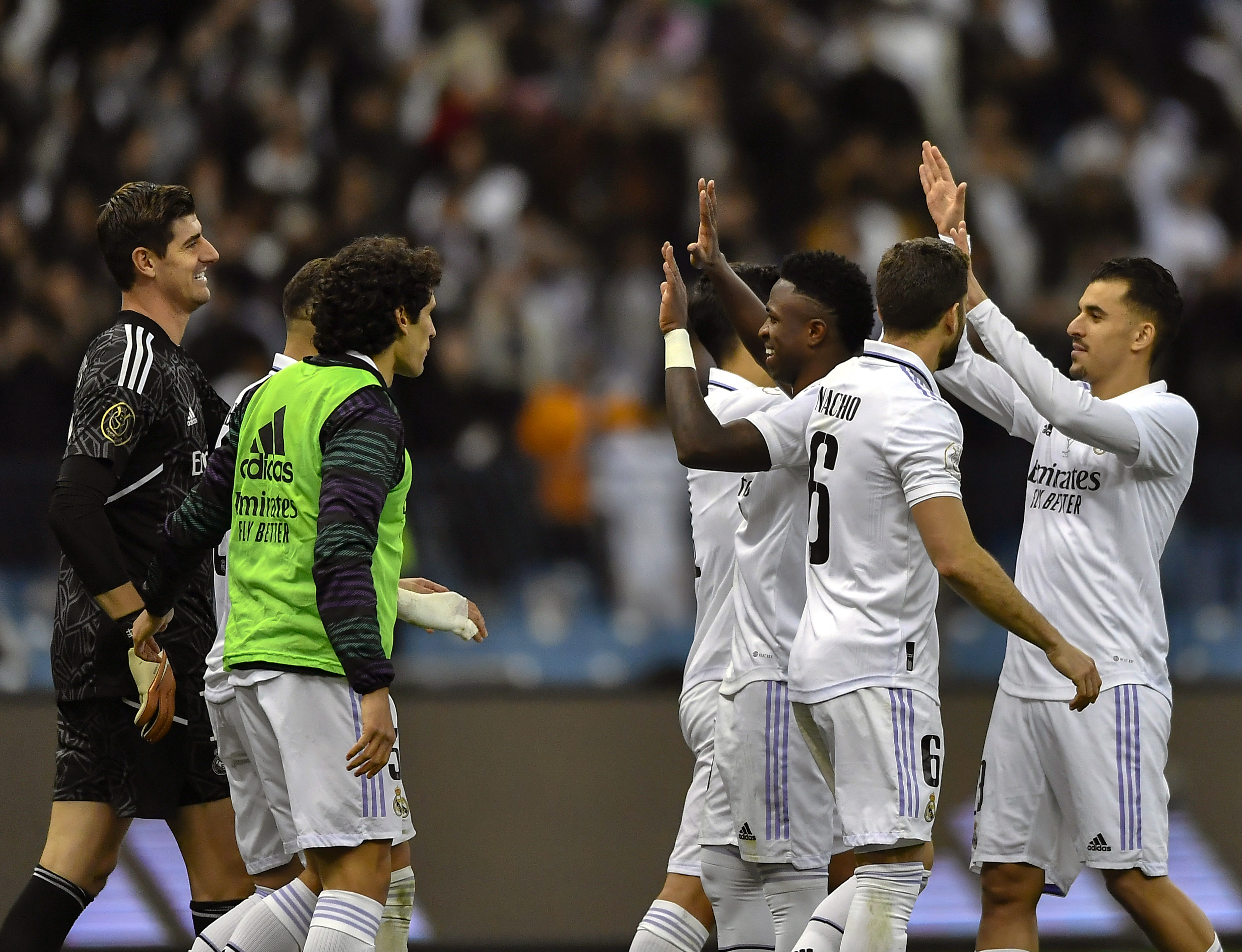Real Madrid gana a Valencia en los penales y se mete en la final de la Supercopa