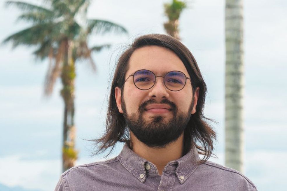Alejandro Sánchez: “Un escritor siempre está intentando reinventar lo literario”