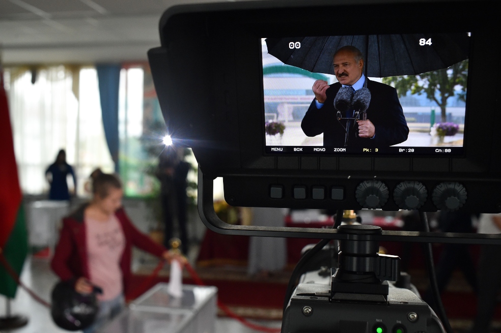 Reelegido (por quinta vez) presidente de Bielorrusia en sospechosas elecciones