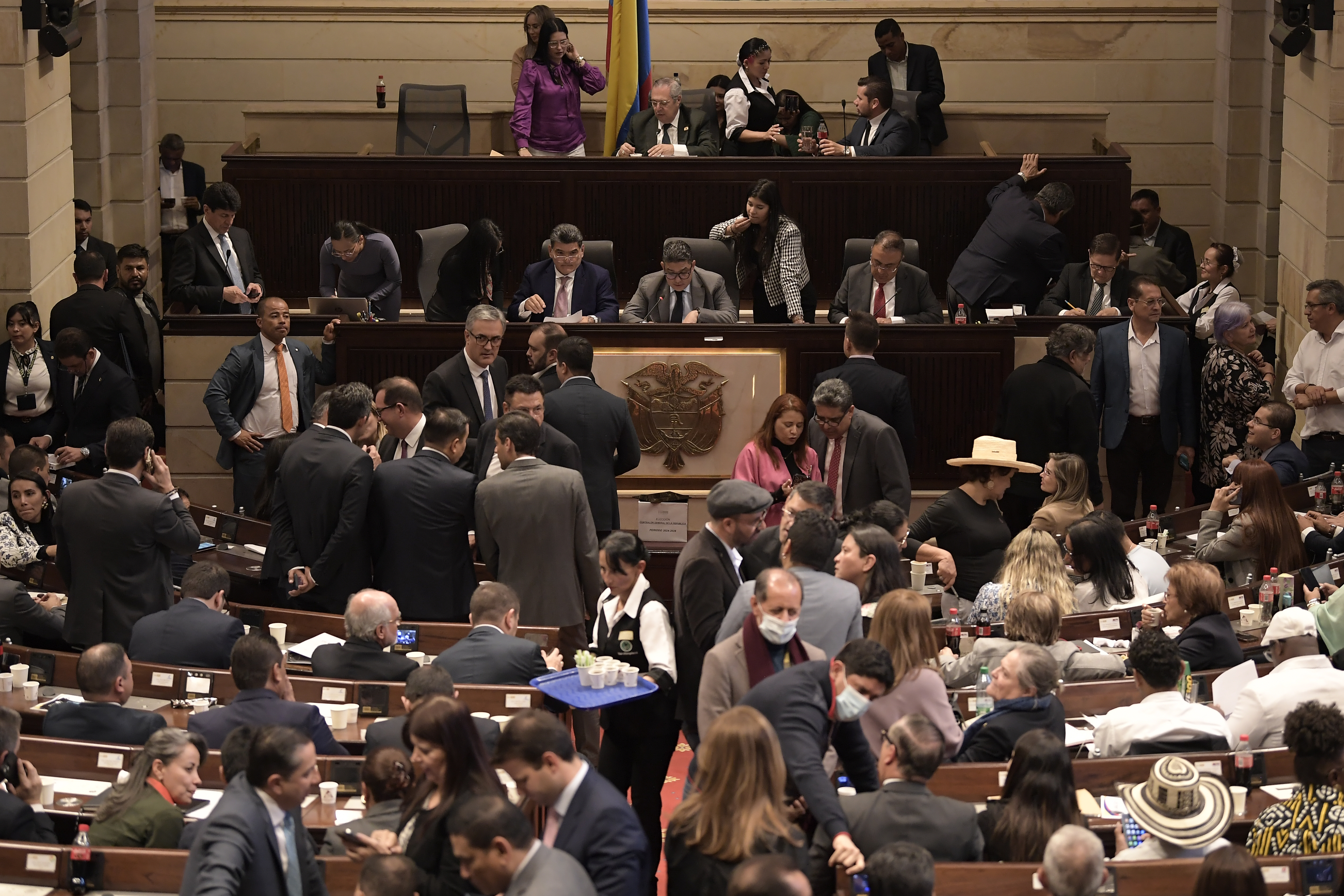 Congresistas deberán rendir cuentas ante la ciudadanía por viajes internacionales
