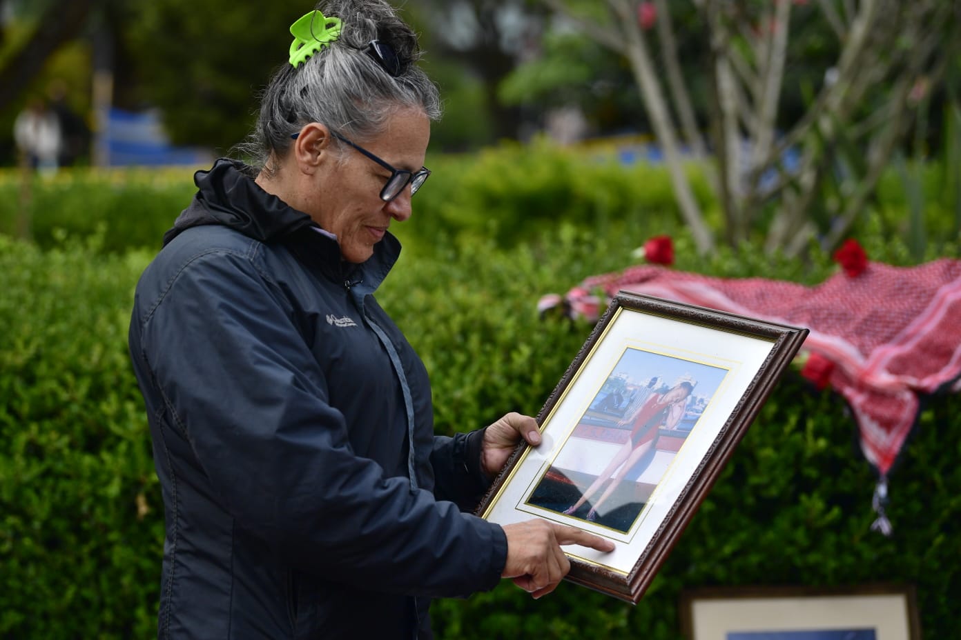 En el Jardín de la Siempreviva, en la carrera 1 con calle 19ª se realizó un homenaje a Sandra Catalina Vásquez, la niña de nueve años, que fue asesinada en una estación de Policía de Bogotá.