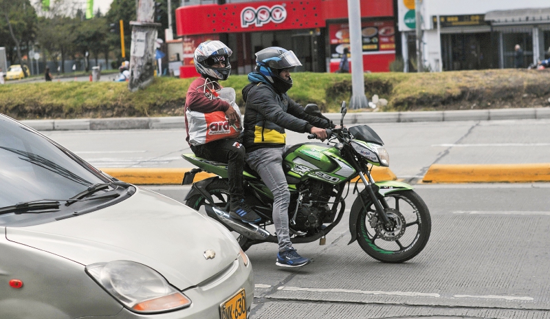 Bogotá descartó la restricción de parrillero
