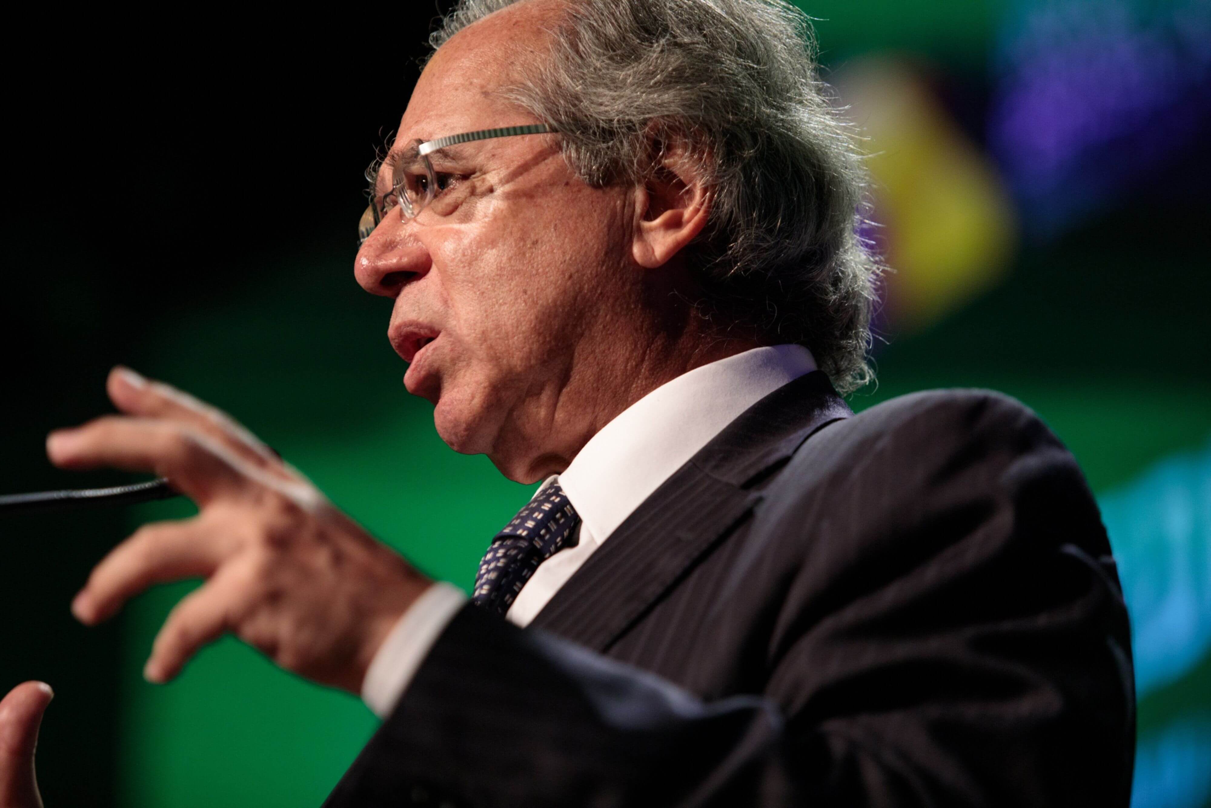 Ministro de Economía de Brasil reconoce freno de las reformas por «timing político»