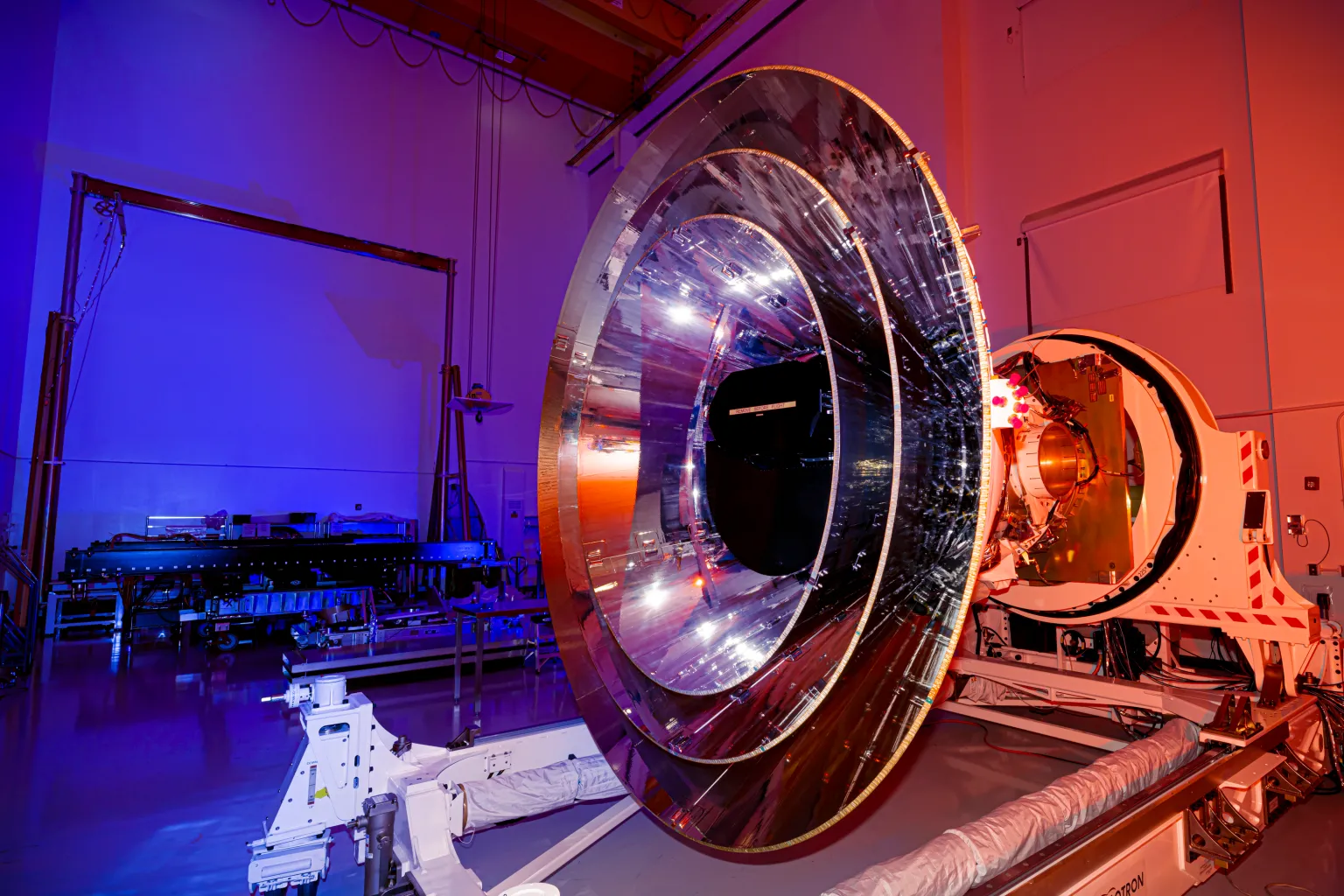 El telescopio espacial utilizará una técnica llamada espectroscopia en todo el cielo, capturando el universo en más de 100 colores.