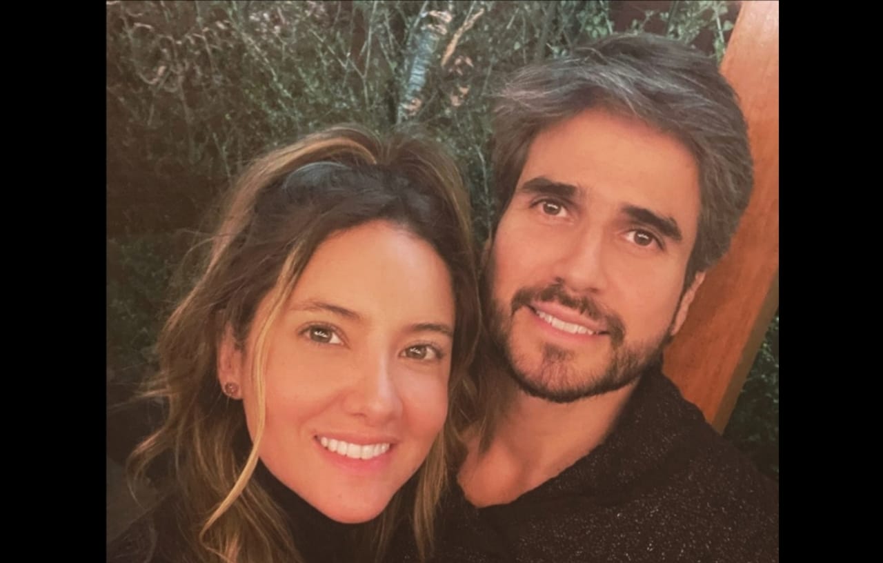 “TE AMO CON MI ALMA”, declaró Daniel Arenas a Daniella Álvarez en Amor&Amistad.