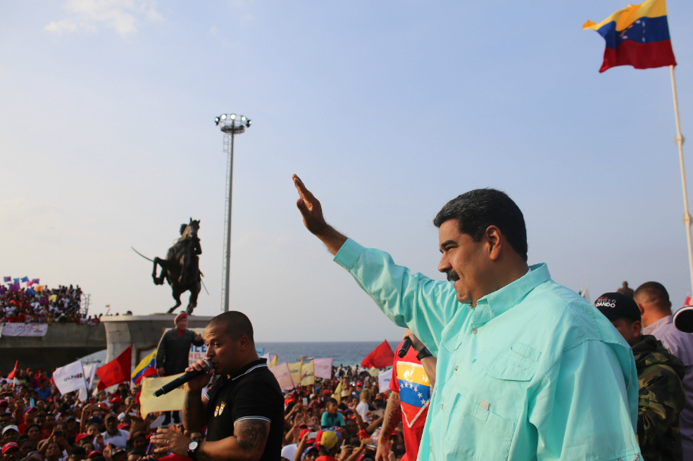 Maduro amenaza con revolución armada si el capitalismo se toma Venezuela