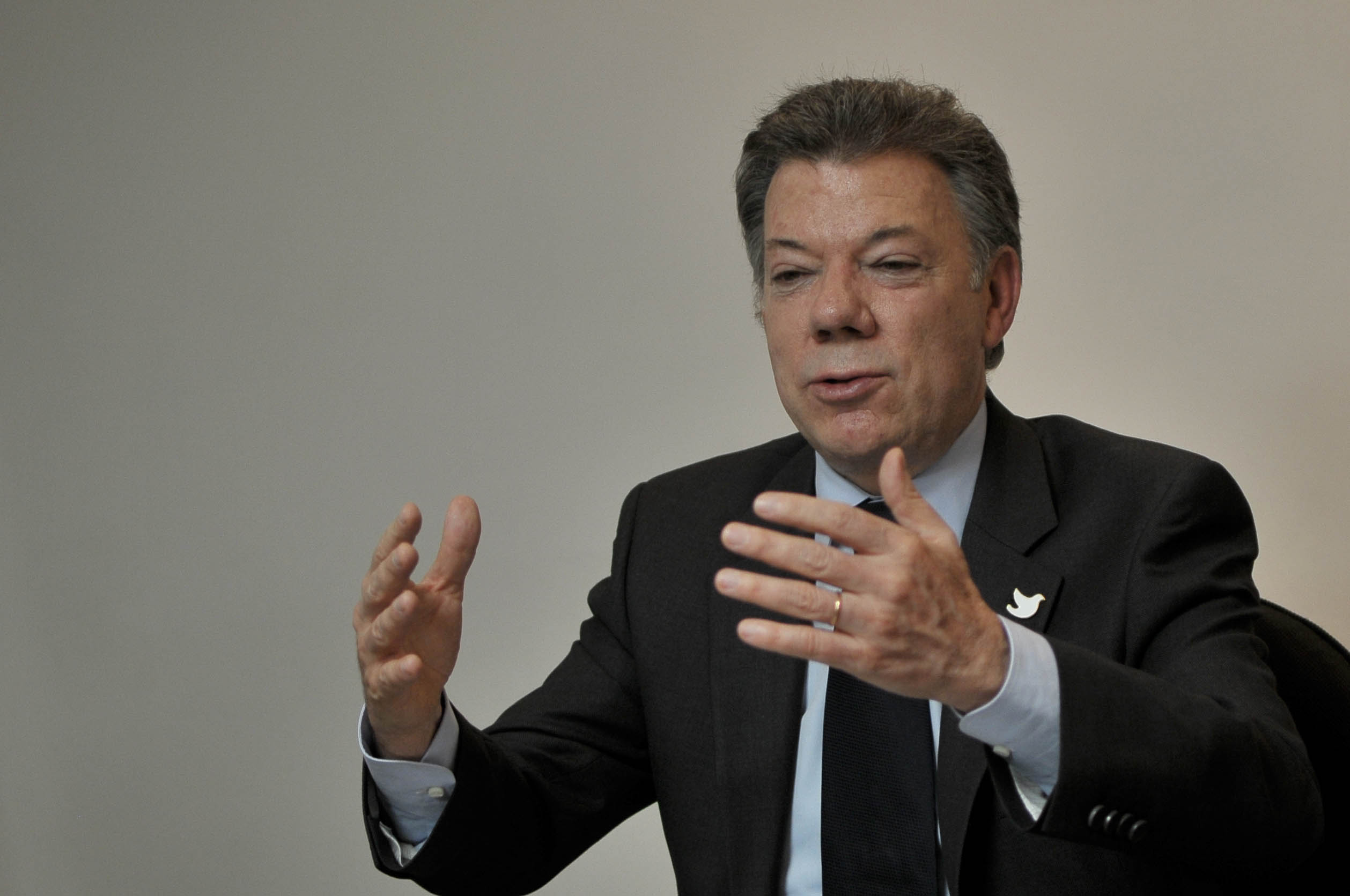“Objetar la JEP es dejarla todopoderosa y sin ninguna limitación”: Santos