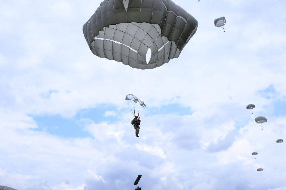 El ejercicio que realizaron militares colombianos y estadounidenses, en imágenes