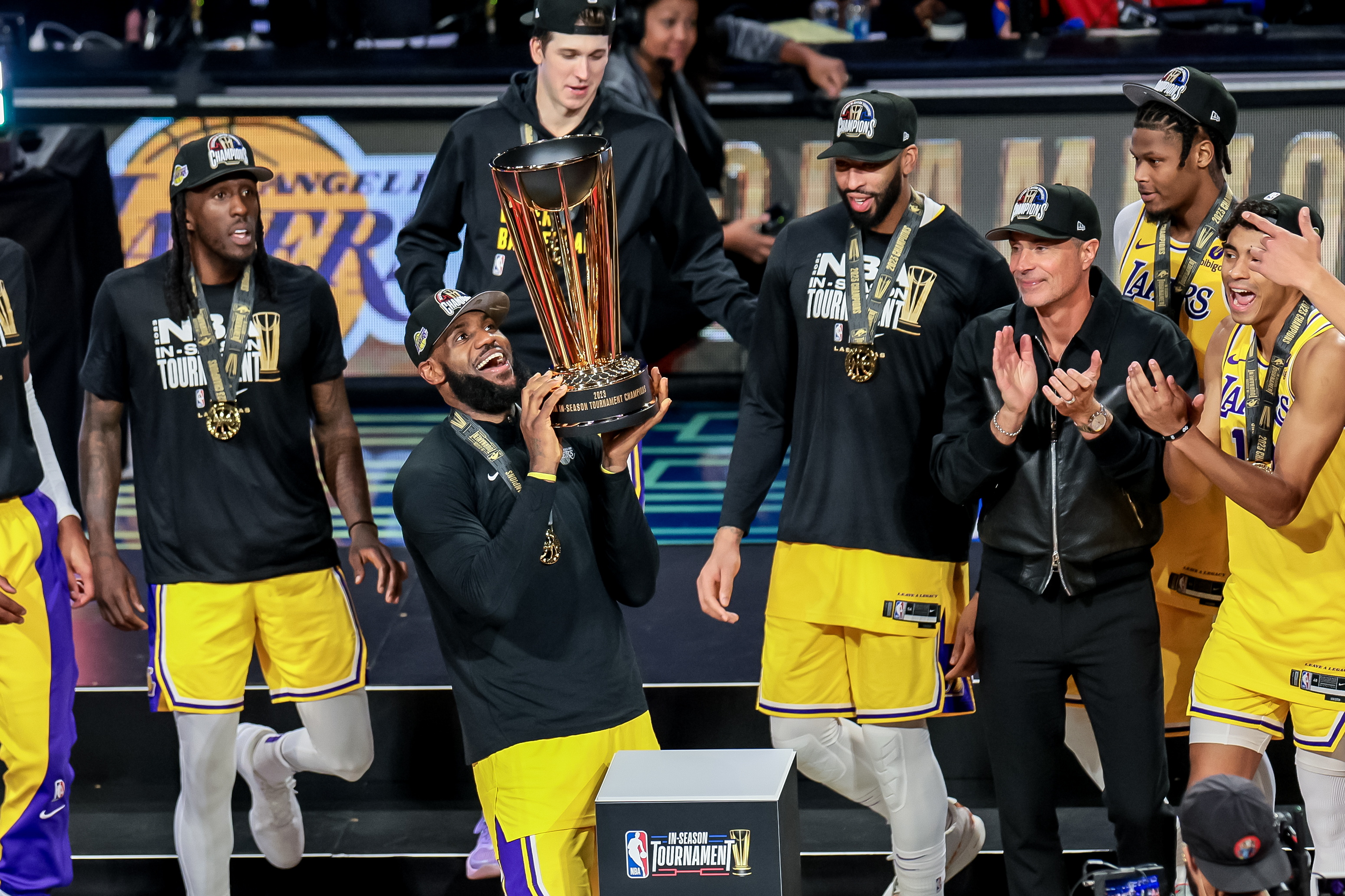 Los Lakers conquistan la edición inaugural de la Copa de la NBA con LeBron como MVP