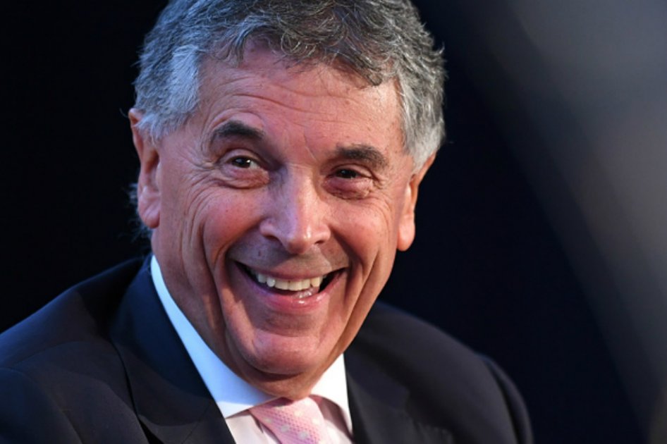David Dein, exvicepresidente de la federación inglesa de fútbol. / AFP