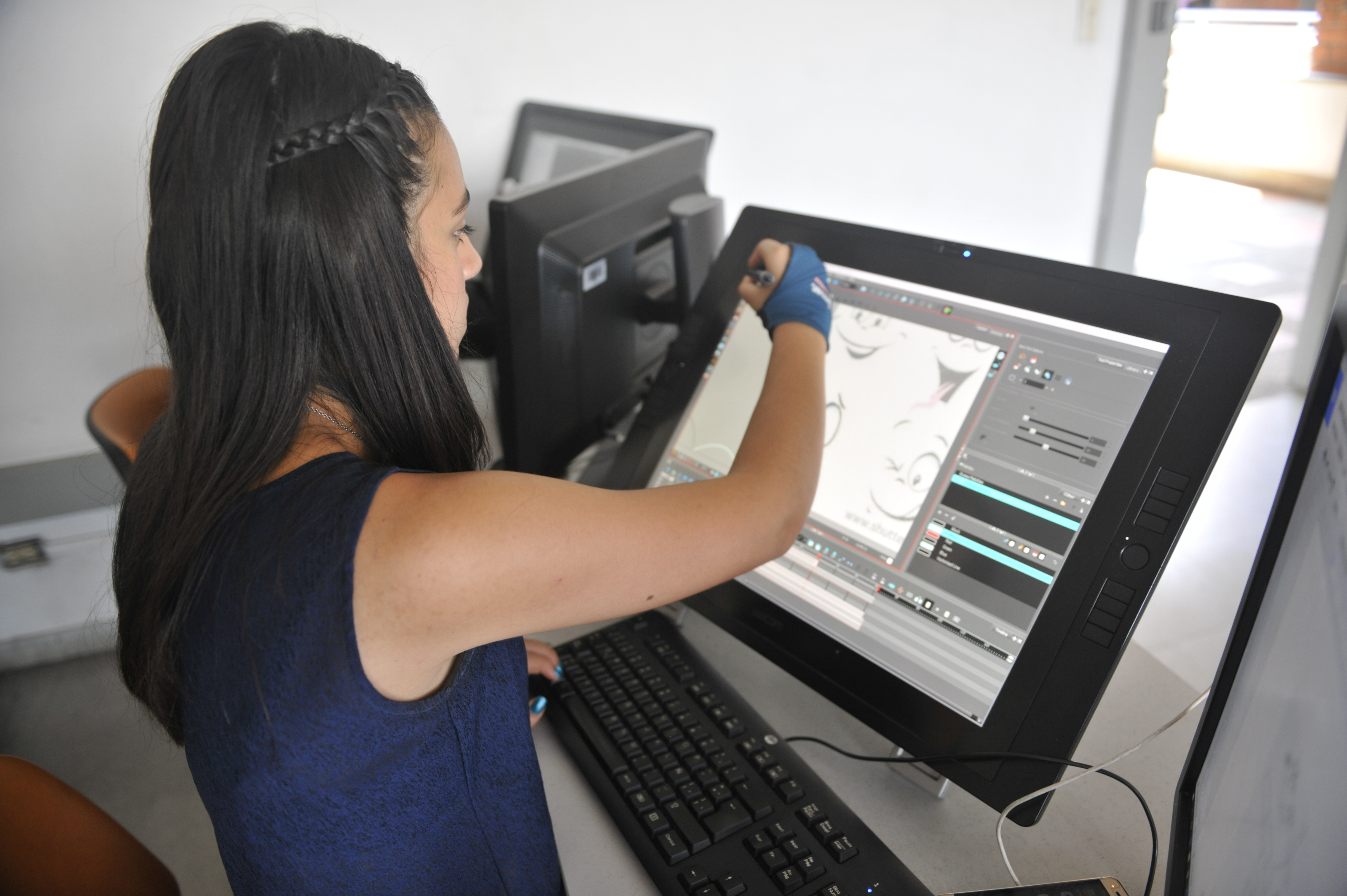 En Bogotá, la probabilidad de que un joven de estrato bajo no estudie ni trabaje es del 46%