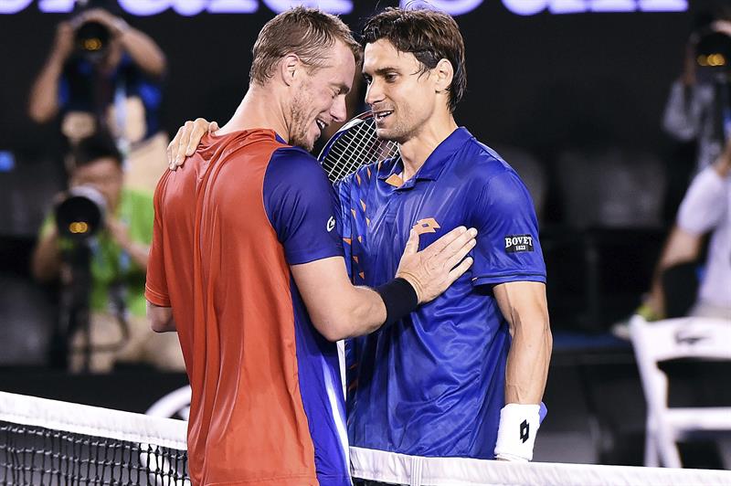 Emotiva despedida de Hewitt en el Abierto de Australia