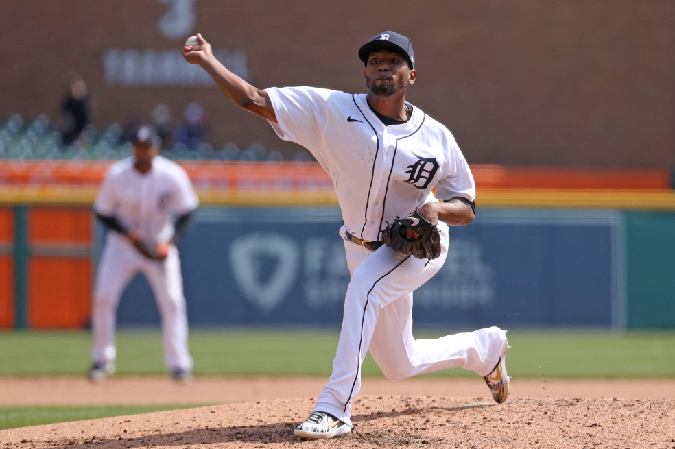 Julio Teherán colgó el guante: el histórico lanzador colombiano anunció su retiro