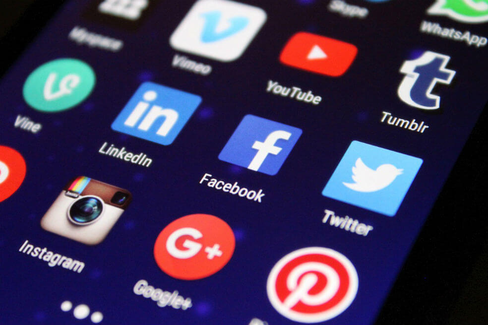 Facebook e Instagram eliminarán anuncios y ocultarán publicaciones con información ‘antivacunas’
