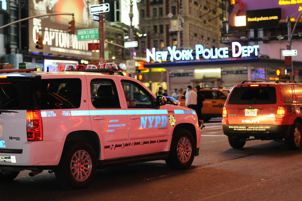 Policía de Nueva York crea un equipo que investigará casos de abuso sexual