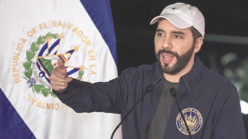 [Análisis] Bukele militariza municipios para contener la caída de su popularidad