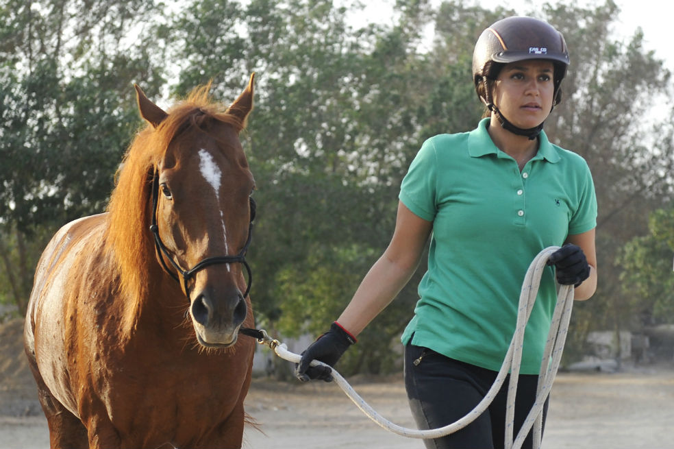 Ser mujer y montar a caballo, un desafío con sabor a libertad en Arabia Saudí