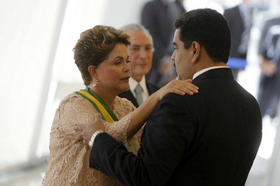 Hay un golpe de estado «mediático y judicial» contra Rousseff: Maduro