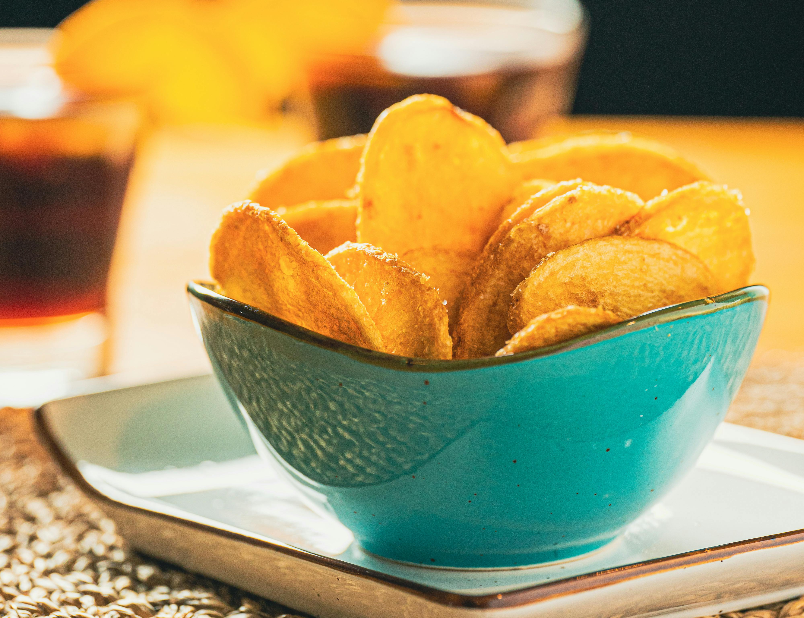 ¿Antojo de algo crocante? Receta para hacer papas crujientes en “air fryer”