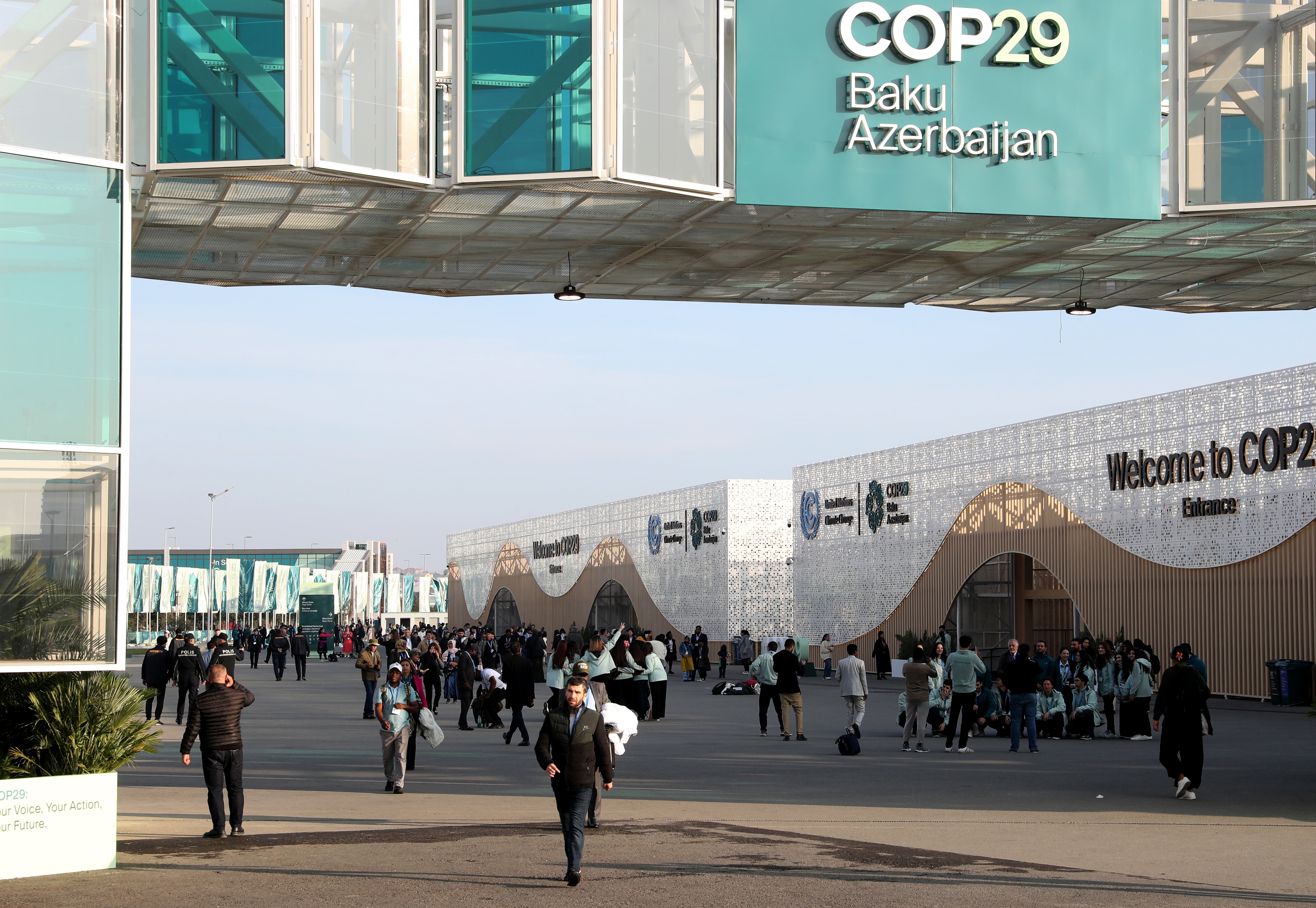 Transición energética y combustibles fósiles, los grandes ausentes en la COP29
