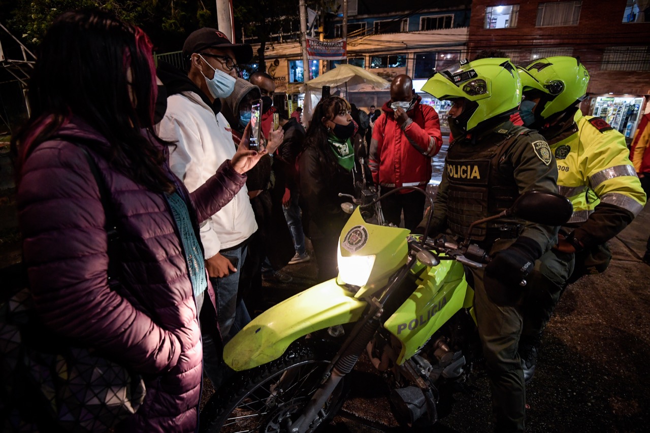 Procuraduría formula cargos a policía que habría causado la muerte de manifestante