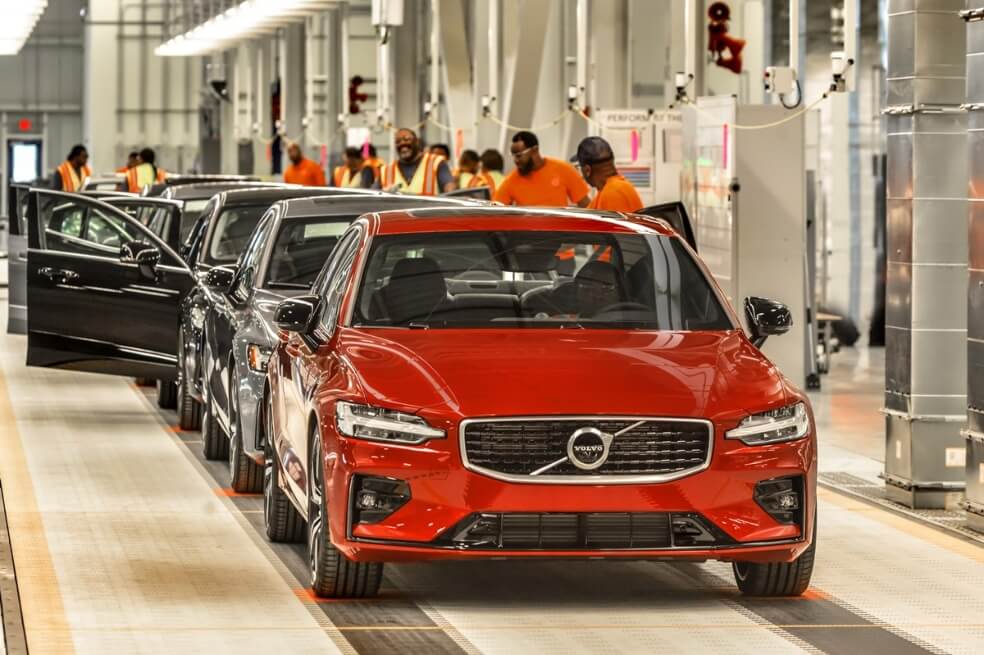 Volvo limita la velocidad máxima de sus coches