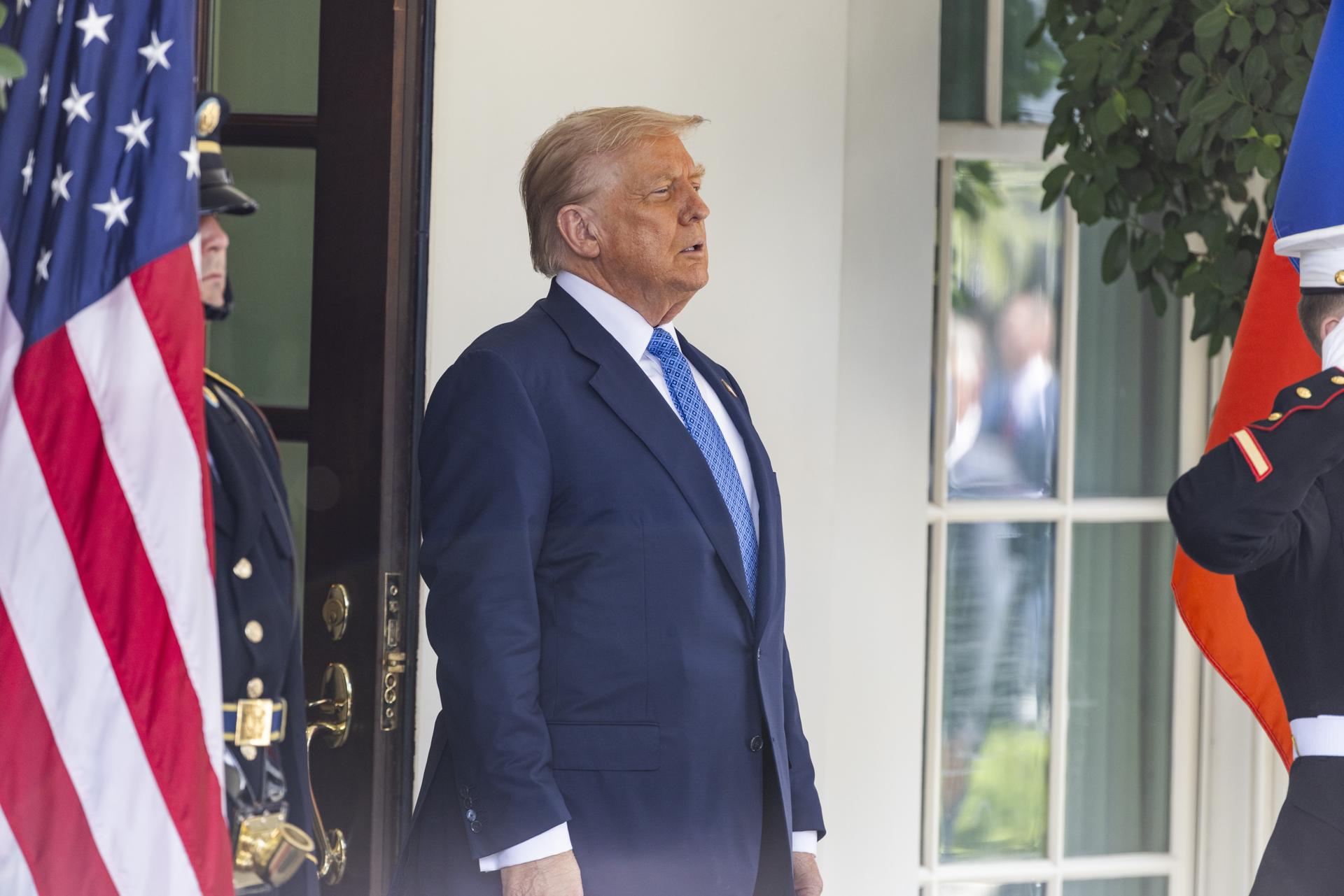 Trump ordena revisar museos Smithsonian para alinearlos con su visión institucional