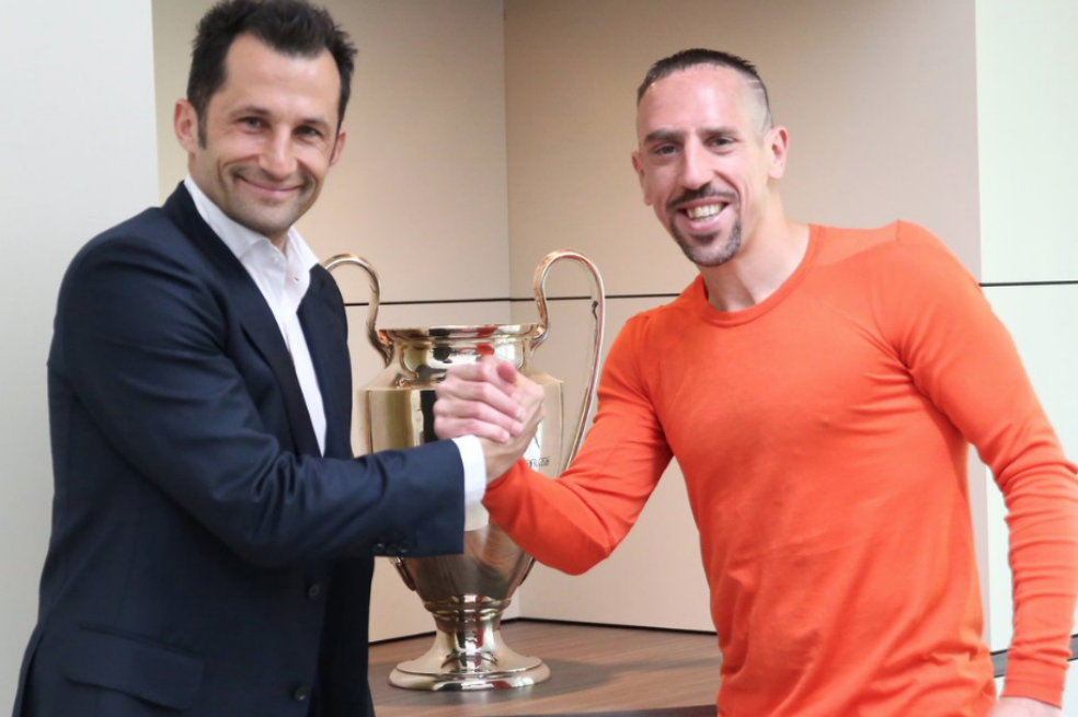 Ribery renueva un año más con el Bayern que queda a espera de Robben