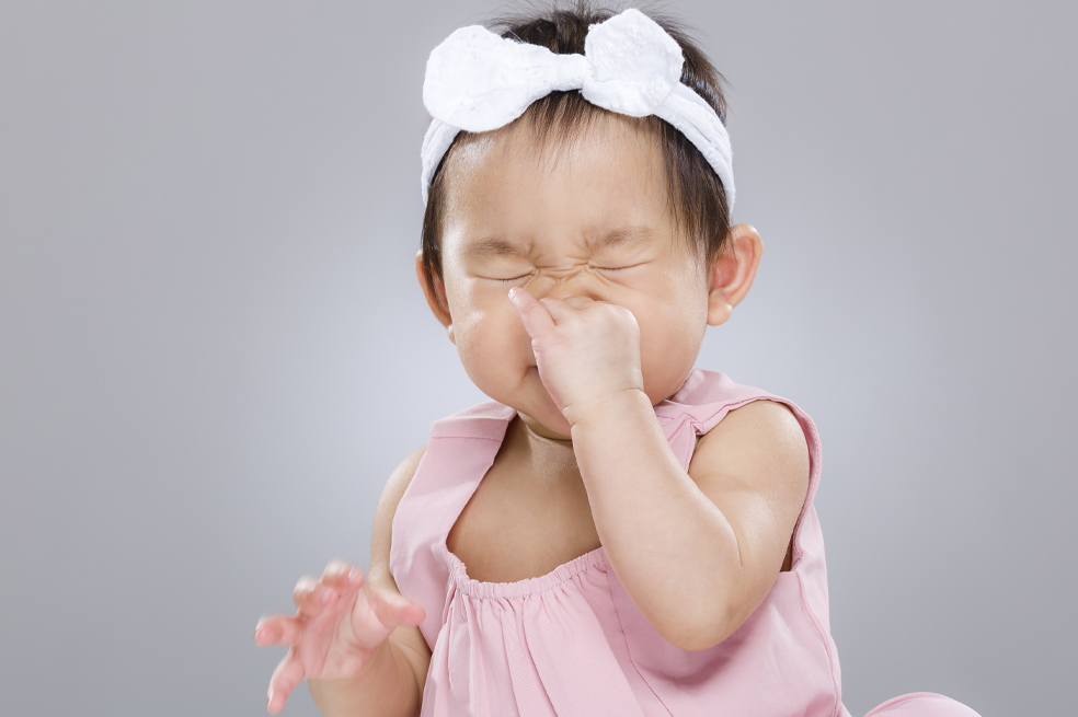 ¿Cómo hacer un lavado nasal a tu hijo?