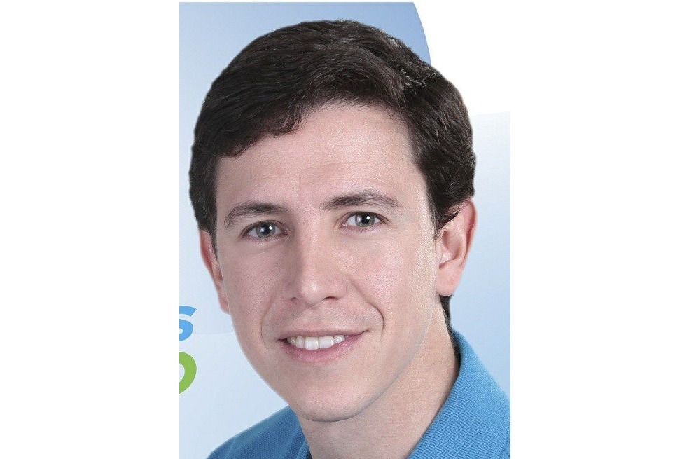 Enrique Rafael Vives Caballero fue hospitalizado por dolores abdominales, al parecer por un shock postraumático.