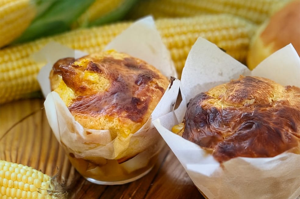 Muffins de mazorca con bocadillo y queso