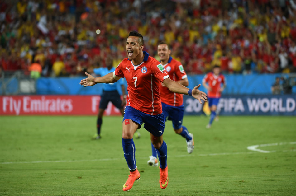 Chile hizo su tarea y venció 3-1 a Australia en el debut