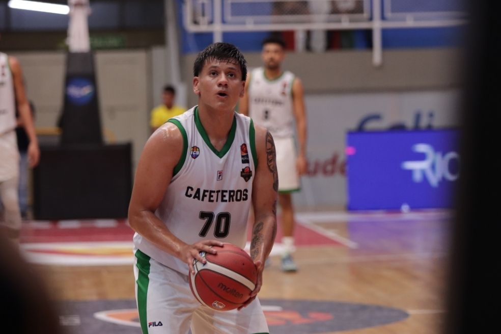 La inspiración de Octavio Muñoz: el “emperador” del baloncesto colombiano