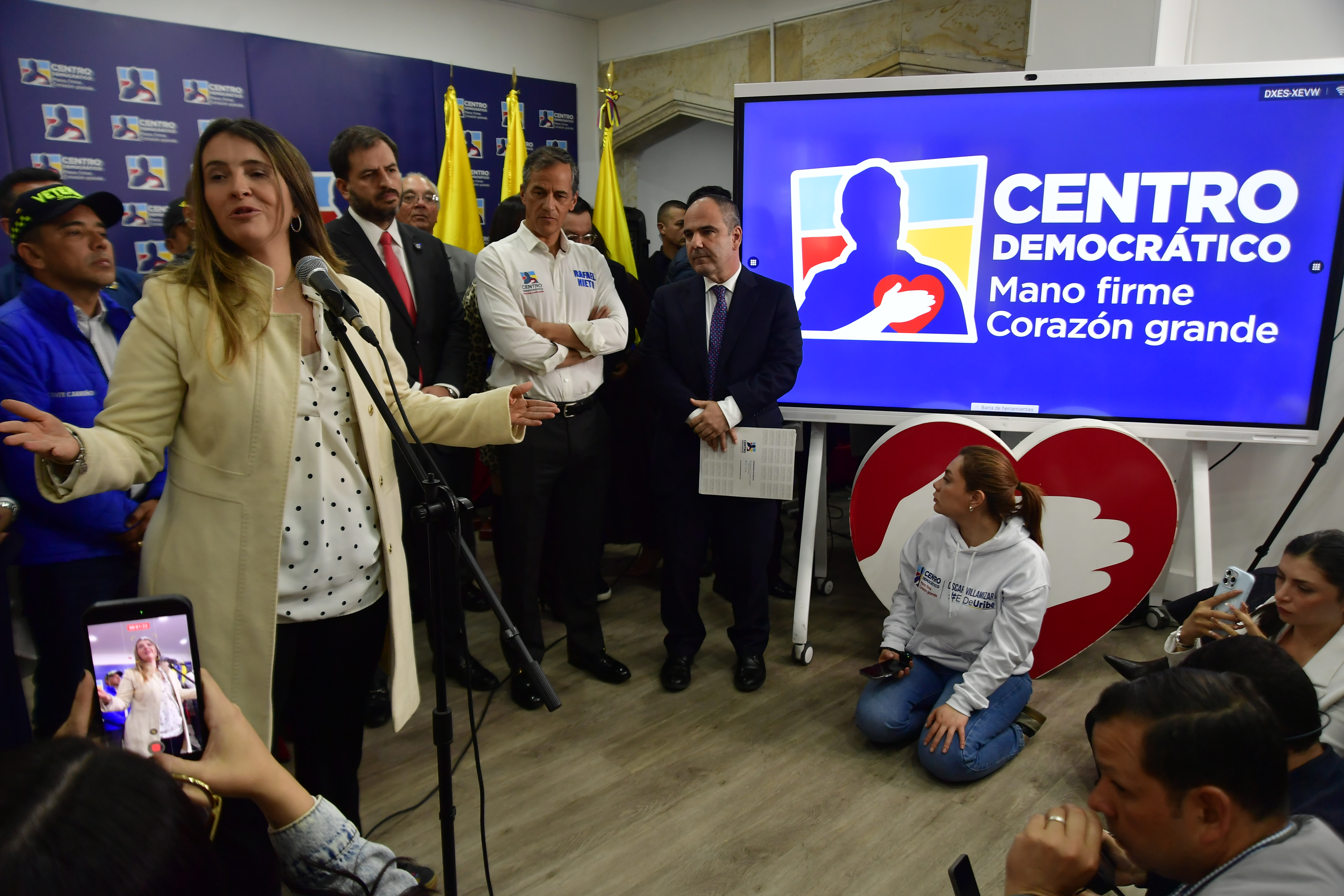 Centro Democrático prepara sus filas para acompañar gobierno de De la Espriella