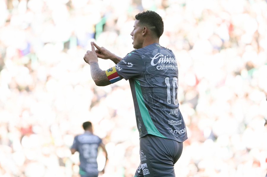 A James Rodríguez le anularon un gol en la primera derrota de León en la Liga MX