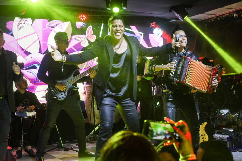 EL VALLENATO VIVE LANZAMIENTO RAFA PEREZ