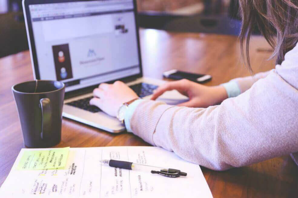 ¿Busca estudiar gratis? Abren convocatoria de becas para colombianos en Suiza