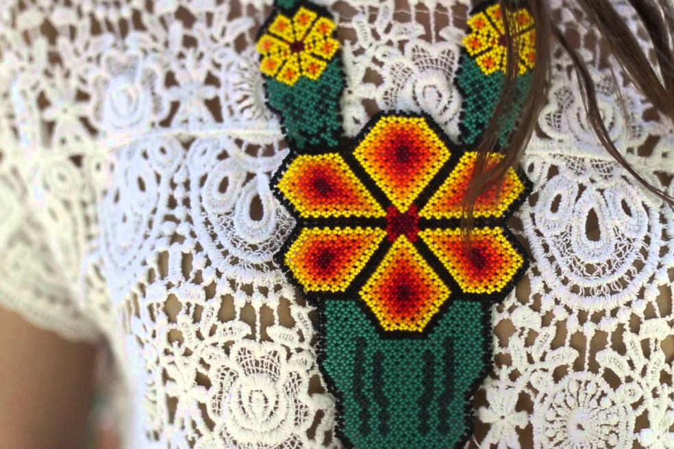 Indígenas mexicanos buscan récord con el mosaico más grande del mundo
