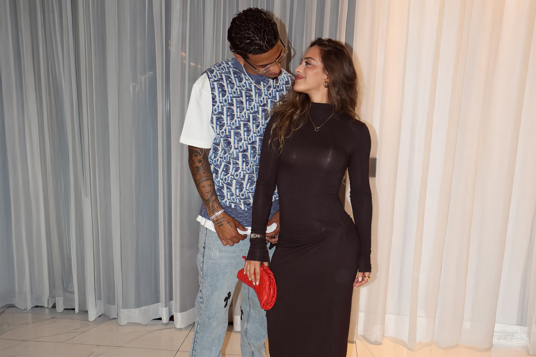 Madu Carvalho confirmó que es la nueva novia de Richard Ríos. Así se ven juntos